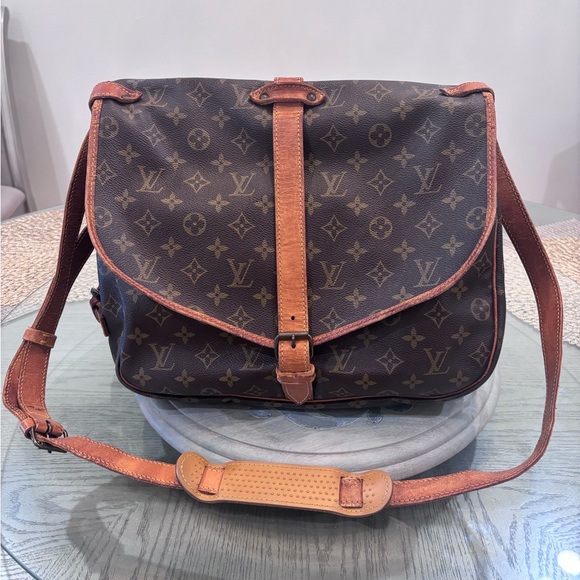 Louis Vuitton Handbags - Louis Vuitton Saumur 35 & COA